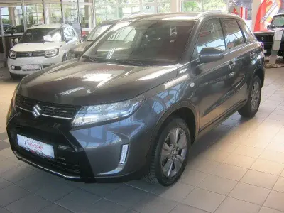 Gebraucht Suzuki Vitara Comfort 129 PS (94 kW) 2025 Grau SUV
