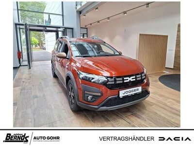 Terracottabraun (metallic) Neu 2025 Dacia Jogger Extreme Van / Kleinbus | 26.529 € (Fairer Preis)