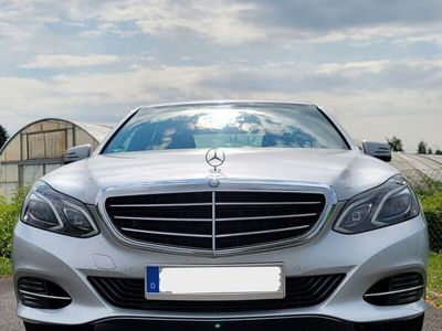 Mercedes E200