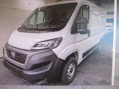 Usado Fiat Ducato 140 HP (102 kW) 2024 Branco Van
