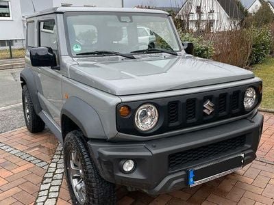 Gebraucht Suzuki Jimny Comfort+ 102 PS (75 kW) 2019 Grau SUV