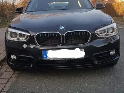 Gebraucht BMW 118 Sport Line 150 PS (110 kW) 2016 Schwarz Kleinwagen