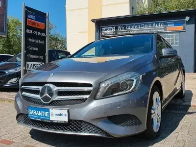 Gebraucht Mercedes A200 136 PS (100 kW) 2015 Grau Kleinwagen