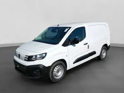 Gebraucht Peugeot Partner 102 PS (75 kW) 2025 Weiss Van / Kleinbus