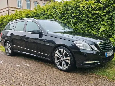 Gebraucht Mercedes E350 Avantgarde 231 PS (169 kW) 2009 Schwarz Kombi