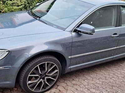 VW Phaeton