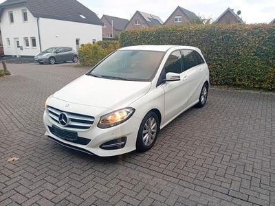 Mercedes B180
