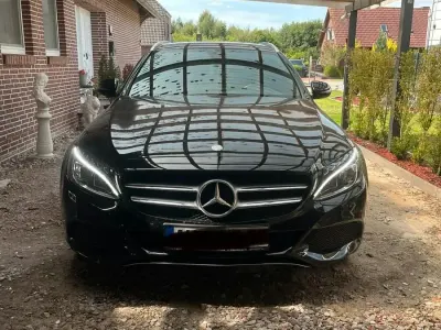 Gebraucht Mercedes C200 136 PS (100 kW) 2015 Schwarz Kombi