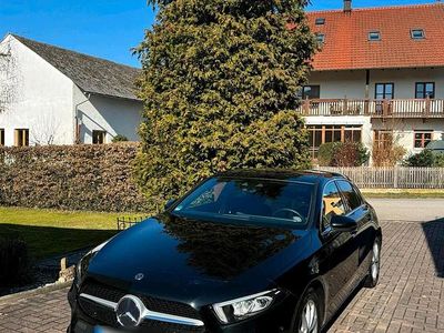 Gebraucht Mercedes A200 163 PS (119 kW) 2020 Schwarz Limousine
