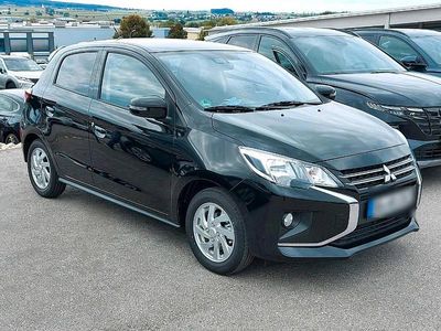 Schwarz Gebraucht 2021 Mitsubishi Space Star Top Kleinwagen | 8.000 €