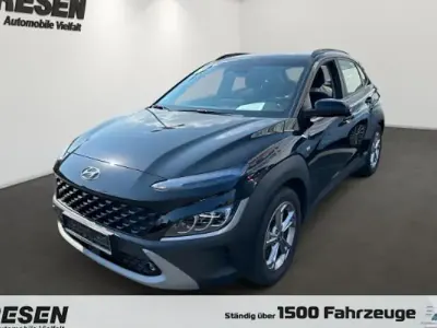 Gebraucht Hyundai Kona Trend 120 PS (88 kW) 2023 Schwarz SUV
