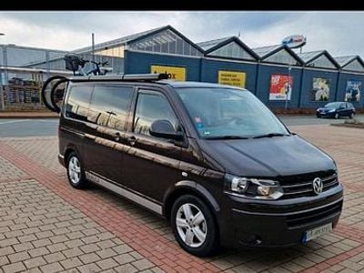 Gebraucht VW Multivan 140 PS (102 kW) 2010 Braun Van