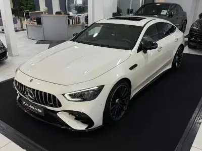 Gebraucht Mercedes AMG GT 43 AMG 367 PS (269 kW) 2023 Weiß Coupé