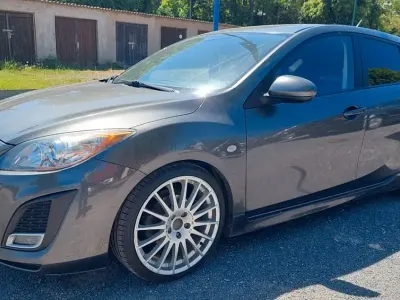 Gebraucht Mazda 3 Prime-Line 105 PS (77 kW) 2011 Grau Limousine