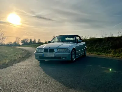 Gebraucht BMW 320 Cabriolet 150 PS (110 kW) 1996 Silber Cabrio