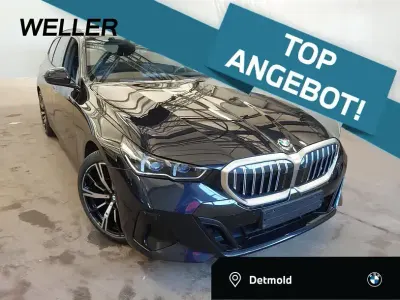 Gebraucht BMW 520 M Sport 190 PS (139 kW) 2025 Carbonschwarz (schwarz) Kombi