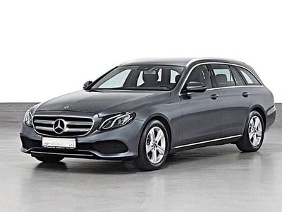 Gebraucht Mercedes E220 194 PS (142 kW) 2019 Grau Kombi
