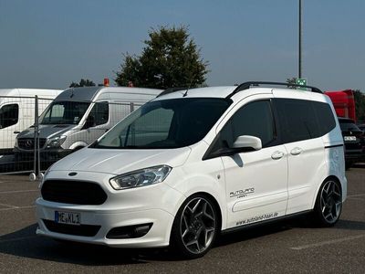 Ford Transit Tourneo