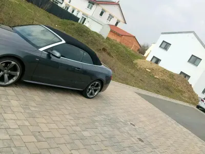 Gebraucht Audi A5 Cabriolet 204 PS (150 kW) 2013 Grau Cabrio