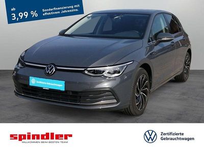 Gebraucht VW Golf VIII IQ Drive 150 PS (110 kW) 2022 Grau Limousine