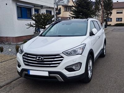 Hyundai Grand Santa Fe