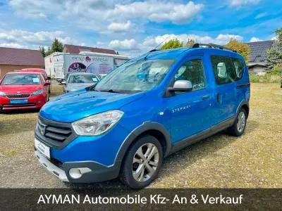 Brugt Dacia Dokker Stepway 90 HK (66 kW) 2015 Blå MPV