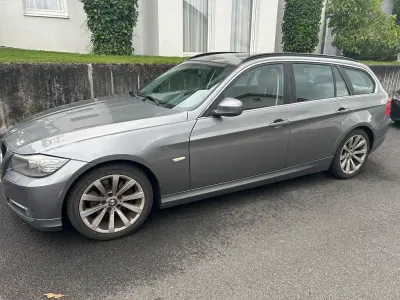 Gebraucht BMW 320 Lifestyle 184 PS (135 kW) 2011 Grau Kombi