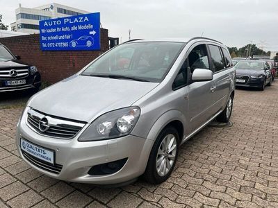Silber Gebraucht 2014 Opel Zafira Family Van / Kleinbus | 7.990 € (Teuer)