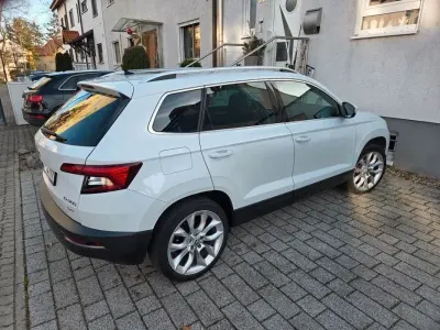 Gebraucht Skoda Karoq Style 150 PS (110 kW) 2017 Weiß SUV