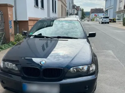 Gebraucht BMW 318 143 PS (105 kW) 2003 Schwarz Limousine