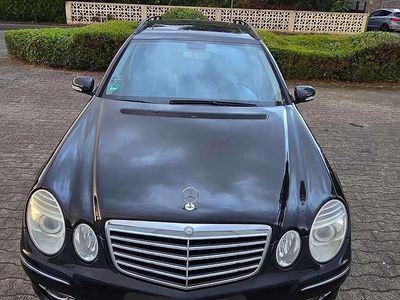 Mercedes E220