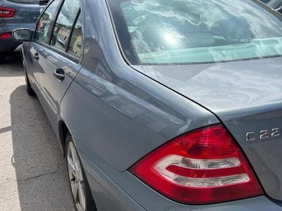 Mercedes C220