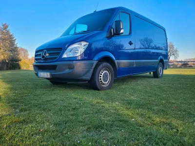 Używany Mercedes Sprinter 129 KM (94 kW) 2012 Niebieski Van