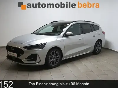 Gebraucht Ford Focus ST-Line X 155 PS (114 kW) 2024 Moondust silber Kombi