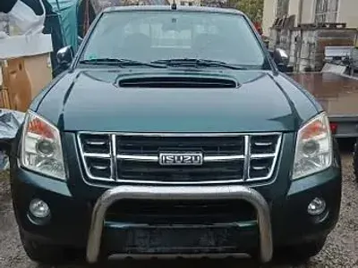 Gebraucht Isuzu D-Max 163 PS (119 kW) 2010 Grün Pickup