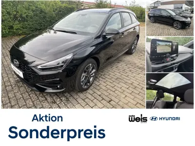 Gebraucht Hyundai i30 Advantage 140 PS (102 kW) 2025 Abyss black Kombi
