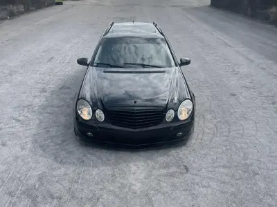 Gebraucht Mercedes E280 200 PS (147 kW) 2008 Schwarz Kombi