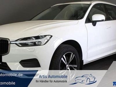 Ice white, solid / solid Gebraucht 2018 Volvo XC60 Momentum SUV | 25.900 € (Teuer)