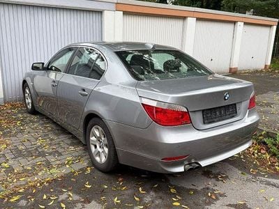 BMW 523