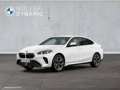 Gebraucht BMW 220 M Sport 156 PS (114 kW) 2025 Alpinweiß uni Coupé