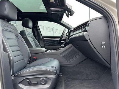 Gebraucht VW Touareg R-line 286 PS (210 kW) 2025 Beige SUV