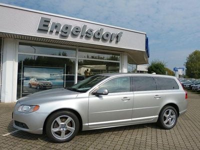 Gebraucht Volvo V70 Kinetic 163 PS (119 kW) 2009 Silber Kombi