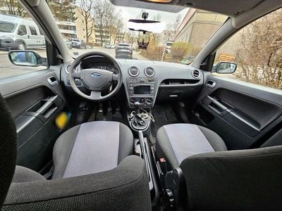 Gebraucht Ford Fusion 80 PS (58 kW) 2009 Schwarz Kleinwagen