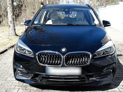 Gebraucht BMW 220 Active Tourer Sport Line 190 PS (139 kW) 2019 Schwarz Van / Kleinbus