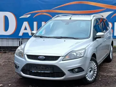 Gebraucht Ford Focus Titanium 125 PS (91 kW) 2008 Grau Kombi