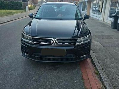Schwarz Gebraucht 2020 VW Tiguan SUV | 23.000 € (Superpreis)