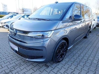 Gebraucht VW Multivan Edition 150 PS (110 kW) 2025 Grau Van