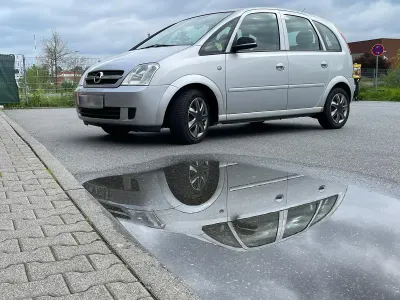 Gebraucht Opel Meriva 55 PS (40 kW) 2005 Silber Van / Kleinbus