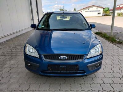 gebraucht Ford Focus Benzin 1.8