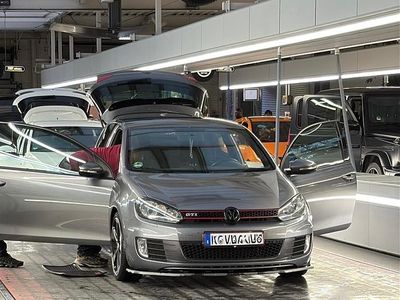 Gebraucht VW Golf VII GTI 211 PS (155 kW) 2012 Grau Limousine